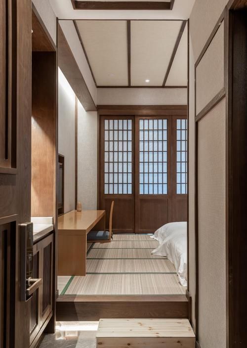 打造|天价打造的“紫禁城”豪宅,占地75000㎡,里面的装修,富贵逼人