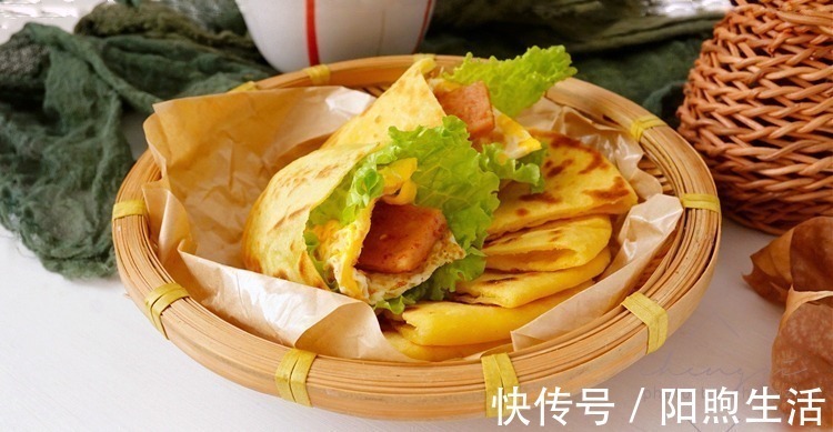 玉米面|玉米面独特做法，不蒸发糕和窝窝头，香软好消化，中老年人别放过