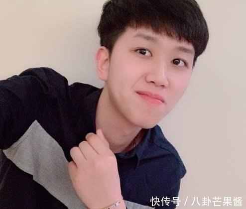 表情包 当初因一句“真香”而走红的王境泽,变形成功后,6年后成这样了