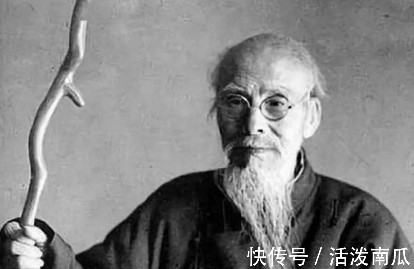 毛主席!齐白石赠毛主席一幅画,酒后又欲抢回,主席:不行,上面有我名字