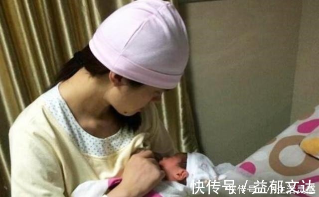 睡着|宝宝喜欢“边吃边睡”的模式,一放下就醒,究竟为啥原因太暖心!