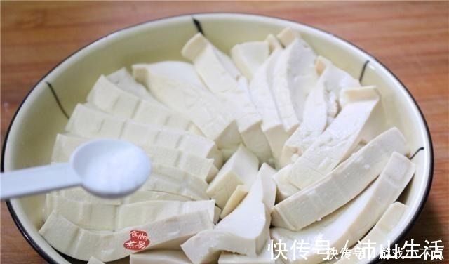 植物蛋白|我家三天两头就馋这菜,鲜嫩香滑很下饭,不上火,蒸一蒸就成!