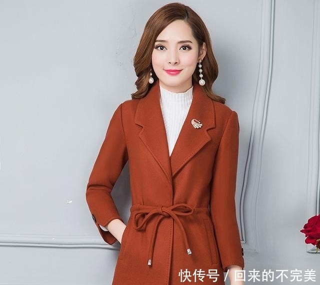 70后人再不打扮就老了！19年最流行这些女装，年轻洋气显气质