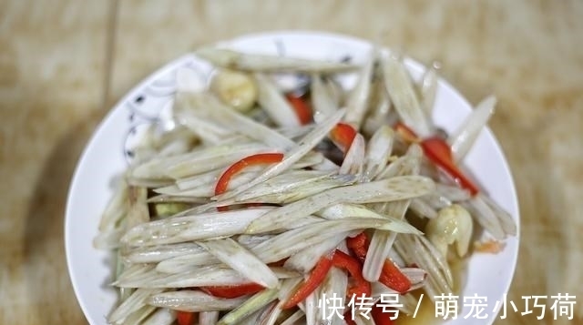 晚餐|四线城市的一家晚餐，一桌菜才花100多，网友：令人羡慕的物价