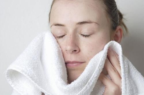 这些护肤误区，99%的姐妹都中过招