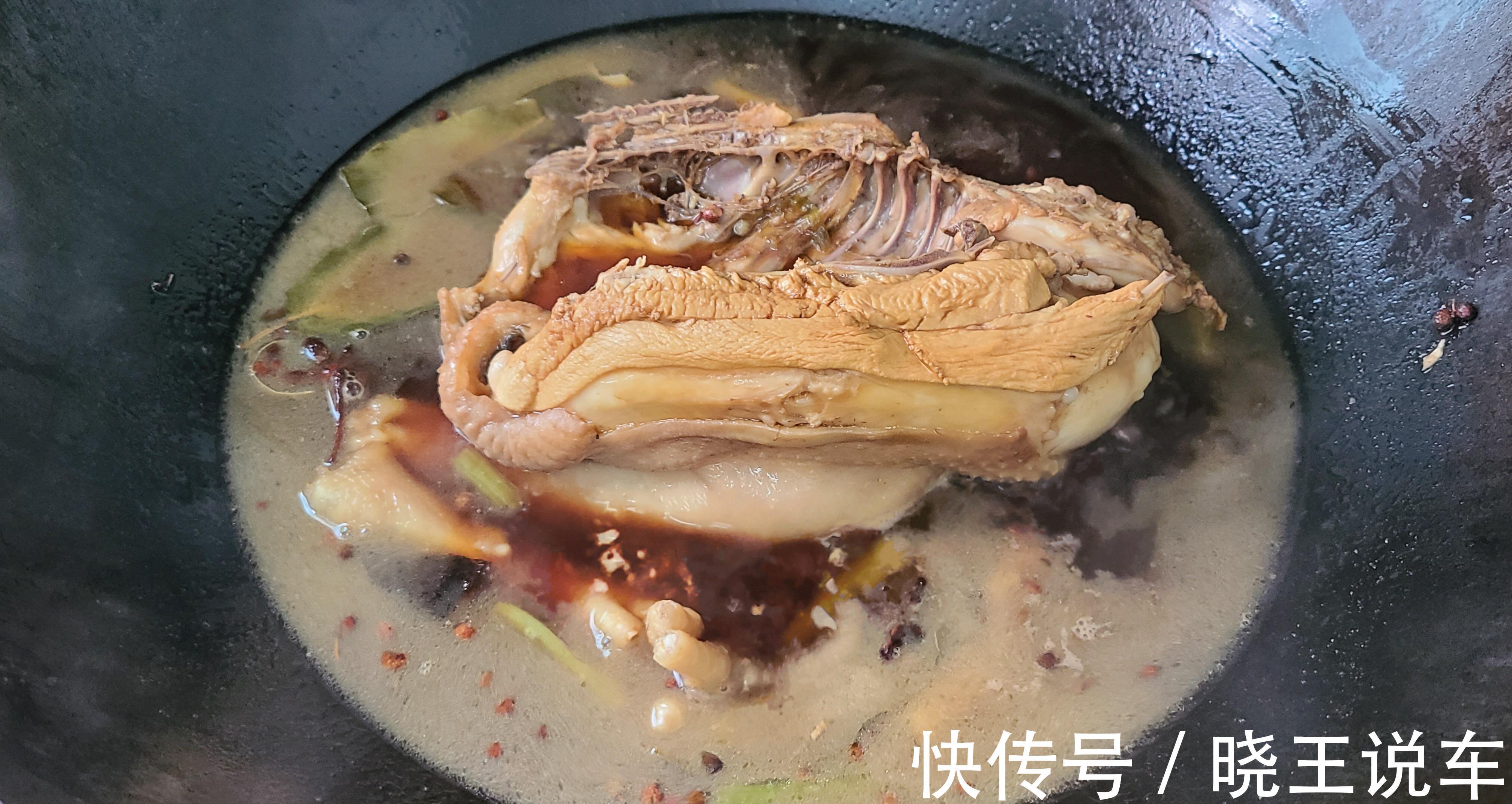 味道|分享鸡肉的一种做法,简单做法又好吃,味道浓香又好看