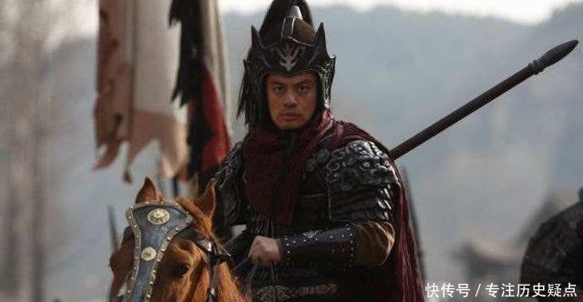 李逵|江州地界没人敢碰,上梁山后深的宋江重用,李逵在他跟前也得听话!