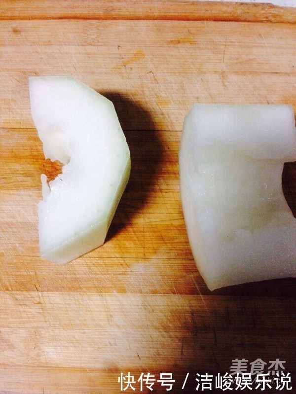 墨绿色|媳妇儿每天雷打不动喝这汤，一个月瘦了12斤，皮肤也比以前光滑