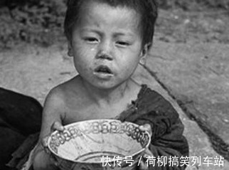 副官$傻小子逃荒,被扎纸匠收做徒弟,晚上师傅却对他说:你师娘不是人