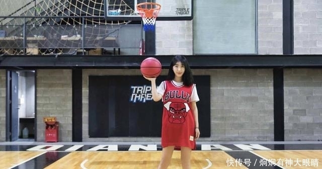 漫画|难怪李菲儿好身材,30天低脂饮食+运动,柯基臀漫画腰统统都有!