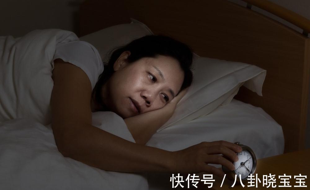 母亲|肺癌来临,睡觉先知!医生直言:肺部有癌的人,睡觉有这些表现