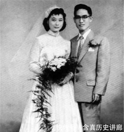 余光中不被家人看好的婚姻，却与妻子携手走过61年