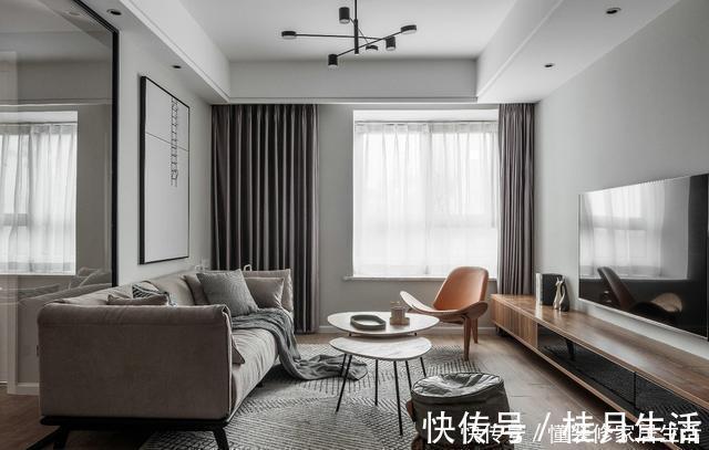 房子|再买房,一定要学他家“化繁为简”,70平的房子美得很高级晒晒