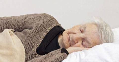 不论男女，过了55岁，还能有这4个表现，你很可能就是“长寿”体质