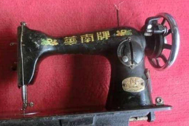 可别|70年代的缝纫机,现在的价值是多少?说出来你可别不信