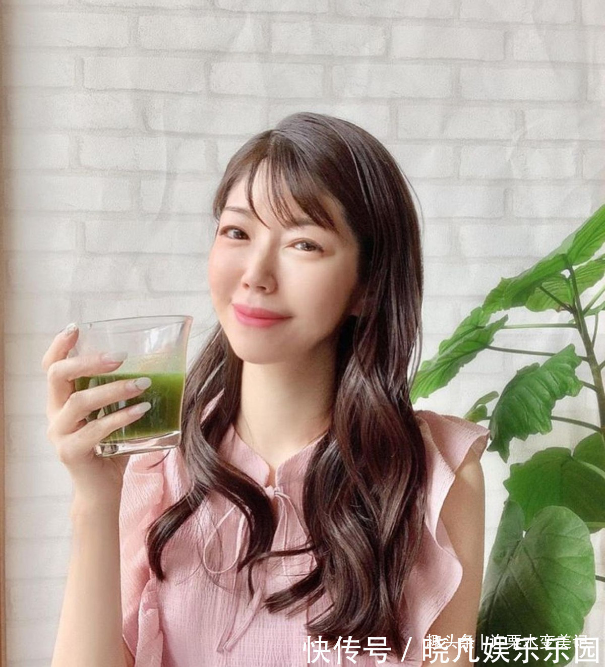 水波纹卷 女人50岁以后,剪发型要认准了,最好避开这3款!试试另外3种