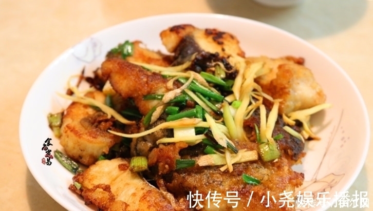 饭菜|周四做了此桌饭菜,顺手拍图发到家族群里,亲戚们纷纷点评