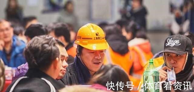 大街|节目组套路深，《极限挑战》当年为何敢让明星在大街上乱跑