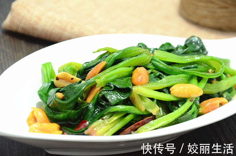 凉拌菠菜|开胃小菜凉拌菠菜,下饭解腻,营养丰富