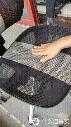 穷人|穷人的剁手清单 篇六十四：是什么让我又买了一把享耀家人体工学椅？当然是舒服