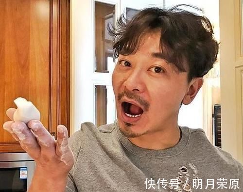 廚房|走進(jìn)演員吳樾住的房子,廚房里就一個(gè)電磁爐,看來平時(shí)幾乎不做飯