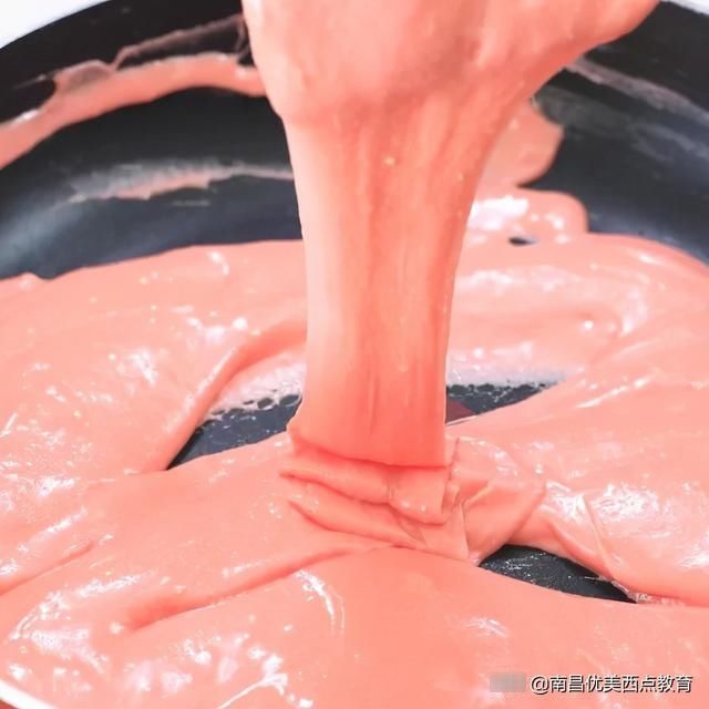 早餐吃什么，牛乳派好吃又有营养