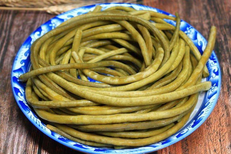 搅拌均匀|秋季，遇见这6种廉价菜多买些，一次腌10斤，下酒下饭特别香