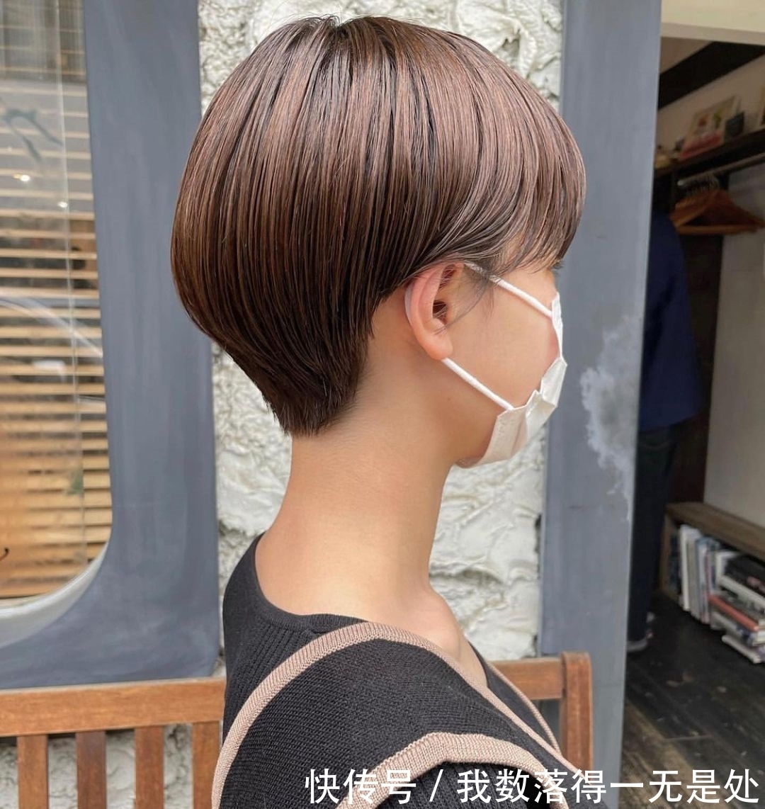 发型|这16款发型很受欢迎,立体瘦脸又解暑,越来越多女性这样剪