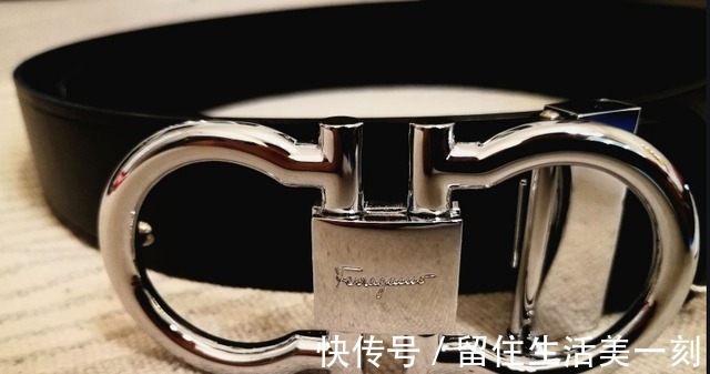 麦当娜 菲拉格慕皮带打孔去哪里!