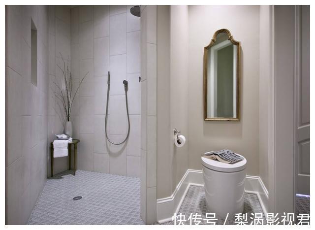 实用性|淋浴房装修重点是排水，如今流行这样装，排水速度快还大气时尚