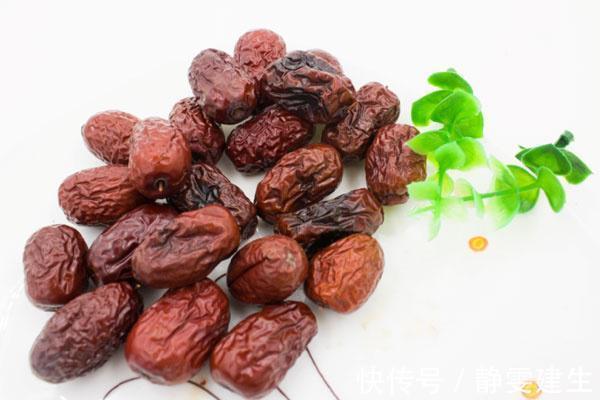 每天吃一把红枣，四个好处或不请自来，但三类人吃了，反而是坏事