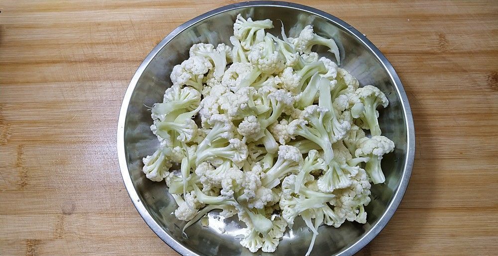  做法|菜花这做法，方法简单，几分钟就做好，开胃下饭，秋天吃正好