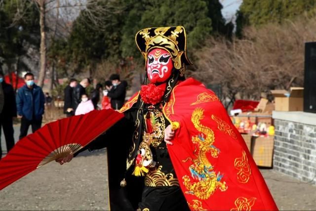  大饱眼福！锣鼓、秧歌、大戏、变脸齐上阵，让你一次看过瘾！