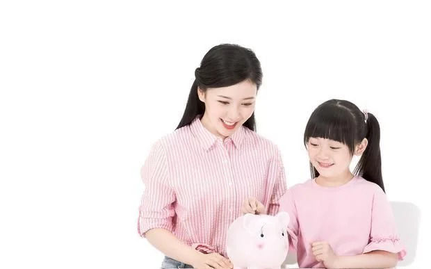 父母|3岁小孩去银行存压岁钱，当我看到数目的时候，我竟很是心疼我自己