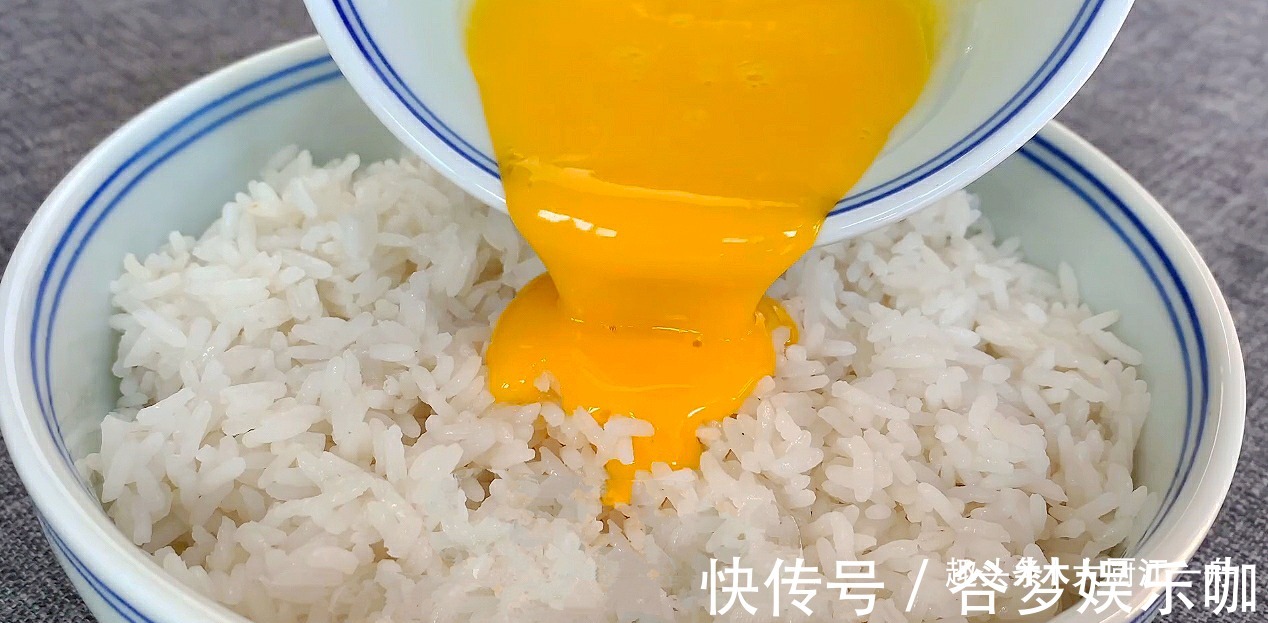江一舟|蛋炒饭是先炒蛋，还是先炒饭？好多人都搞不清楚，教你饭店做法