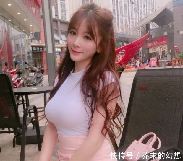 小姐姐 紧身打底裤:丰腴饱满的小姐姐,身段傲人,性感十足!