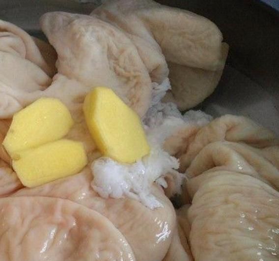  炒菜时，生姜的先后顺序不要搞错了！老师傅教你，炒啥菜都美味！