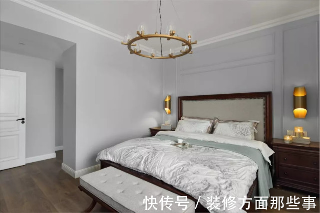 屏风|159平美式风四居室,沙发墙的居然是灰蓝色木质屏风