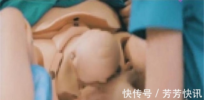 孕妇|为什么说顺产很痛?网友:光是看图就觉得很疼了!