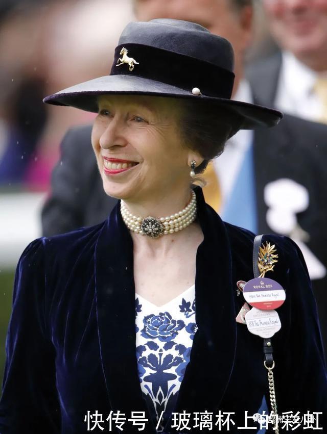 英女王唯一的女儿有这些珠宝算多还是少