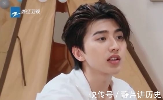 蔡徐坤|當(dāng)被沙溢問想要結(jié)婚多久時，蔡徐坤的回答，說出95后的心聲