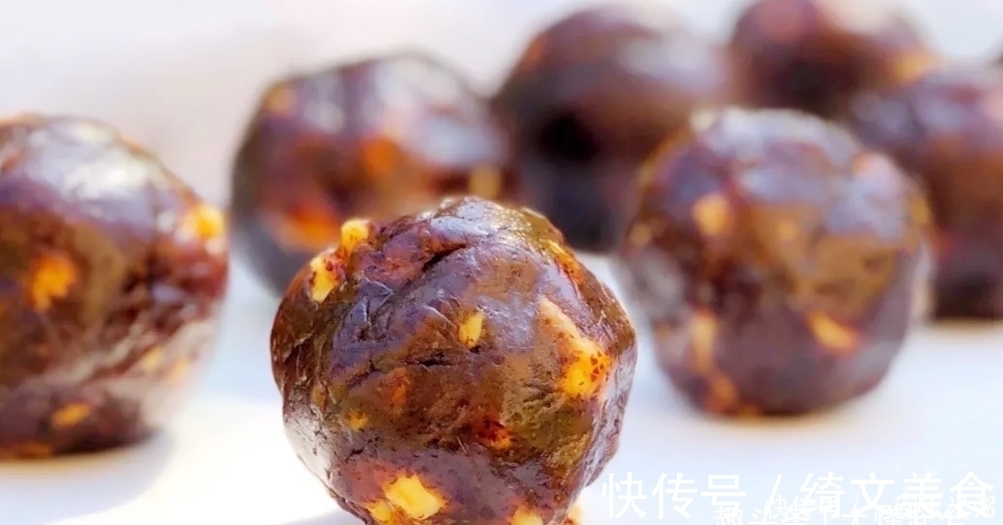 秋天|秋天要多吃红枣,不熬汤不油炸,简单做成小丸子,一天一颗身体好