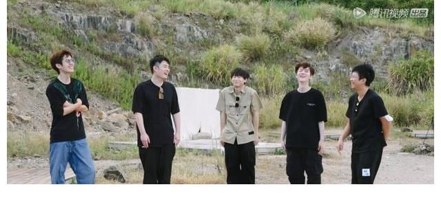 《五哈2》口碑創(chuàng)新低！鄧超“罷錄”上熱搜，鹿晗回歸或成轉(zhuǎn)折點(diǎn)