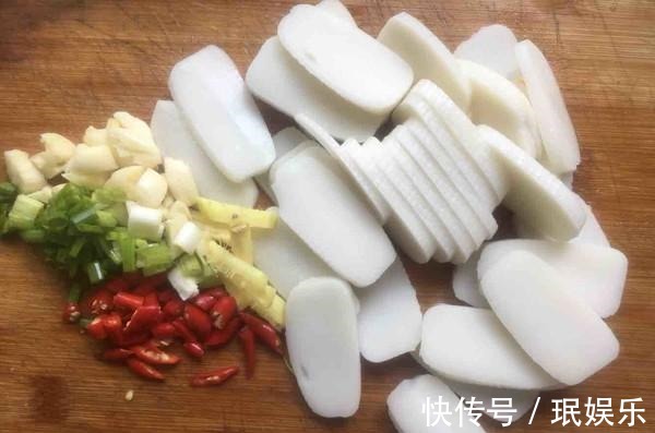 牛奶|这肉是“钙王”，牛奶鸡蛋通通靠边，孩子常吃，个子悄悄长起来！