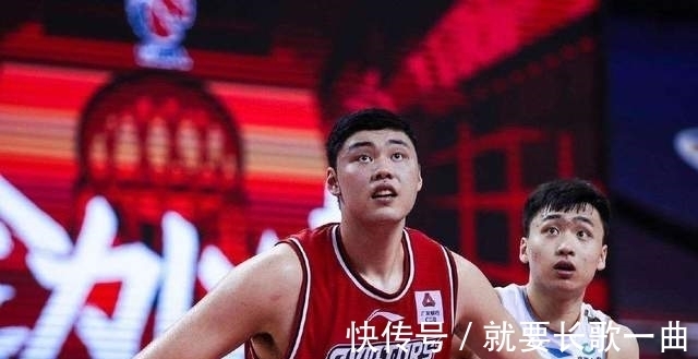 cb李月汝爆砍37+16,带队进决赛!她的男朋友也在打CBA!表现如何?