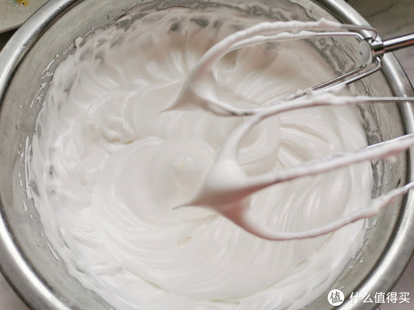 热油烫面做蛋糕，不回缩不开裂，新手最喜欢的配方，成功率高