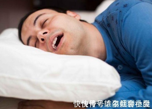 食物|肝是自己“吃垮”的？常吃4类食物的人，肝脏已不堪重负，有你吗