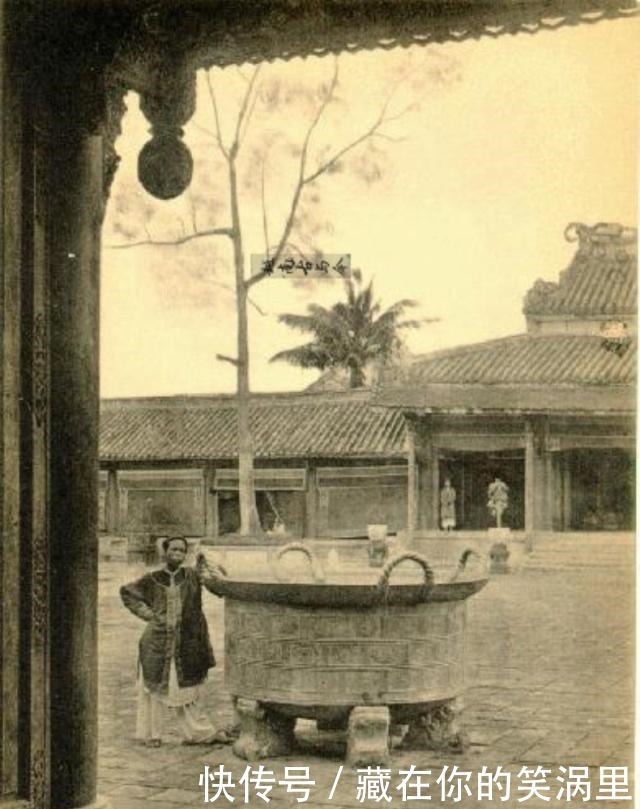 越南|越南阮朝宫廷太监没有胡子外貌像猴子，底层人员连鞋都没有穿