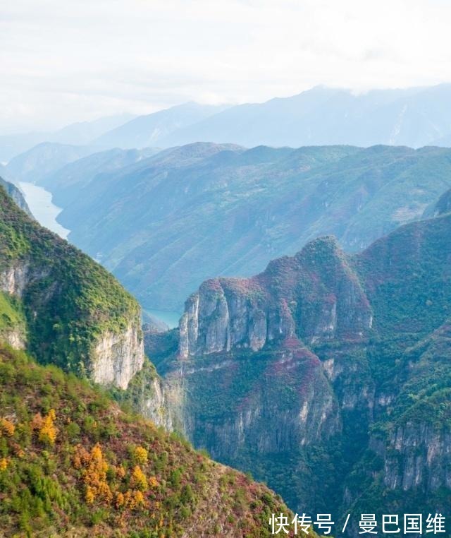 三峡|三峡的云巅你见过吗？四季都美得不可思议，彷佛置身仙境！