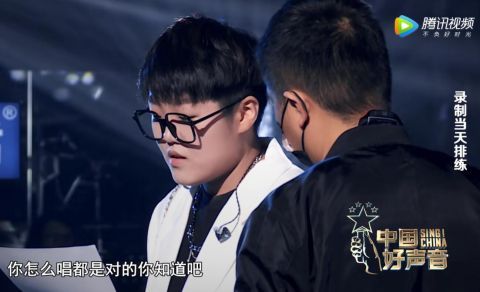 张露馨|李荣浩顶着被骂的风险教王靖雯投机取巧,结果对方不听话,太亏了